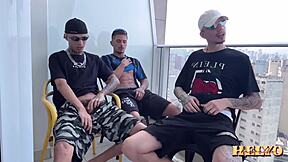 Színhely#2 a videóhoz: Young and straight, gay and bi, twinks and tops in...